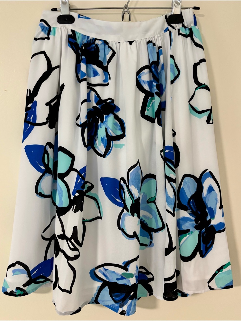Floral Print A-Line Skirt in small White and Blue
